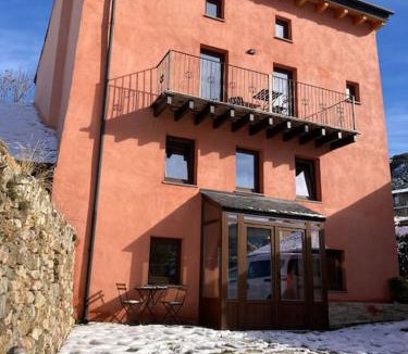 Das Apartment | Cal Barné, acogedor alojamiento con jardín en Das