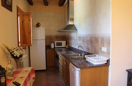Artesa de Segre Cottage | Cal Camats Casa Rural 17 units