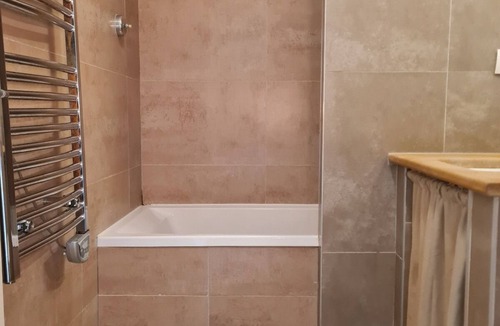 Saint-Laurent-de-la-Cabrerisse House | CALMET3 VILLA WITH ENCLOSED SPA