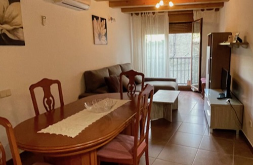 Llimiana Apartment | Cal Ginés I - Vacation Home with WiFi!