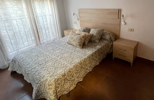 Llimiana Apartment | Cal Ginés I - Vacation Home with WiFi!