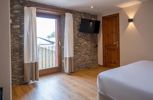 Age House | Cal Marrufes