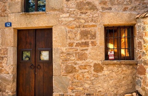 Vilada House | Cal Mestrico casa rural by CalQueROL