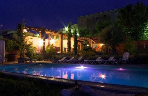 Agramunt Cottage | Cal París: cottage with pool and jacuzzi