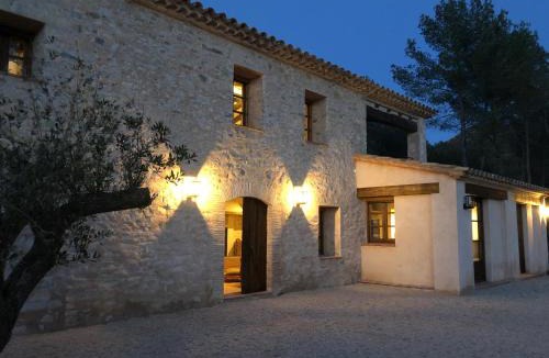 El Montmell Villa | CAL PUIG, ENOTURISMO RURAL entre Viñas y Bosques