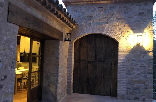 El Montmell Villa | CAL PUIG, ENOTURISMO RURAL entre Viñas y Bosques
