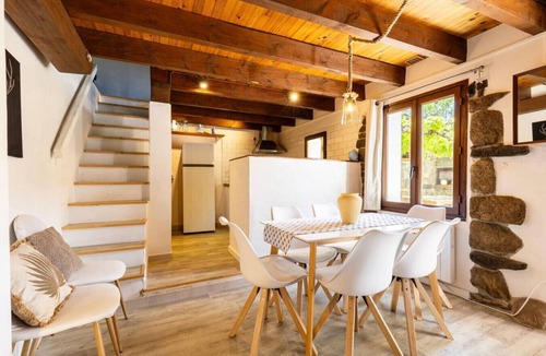 Latour-de-Carol House | CaL QuEROL Sol i Neu (amb llar de foc)