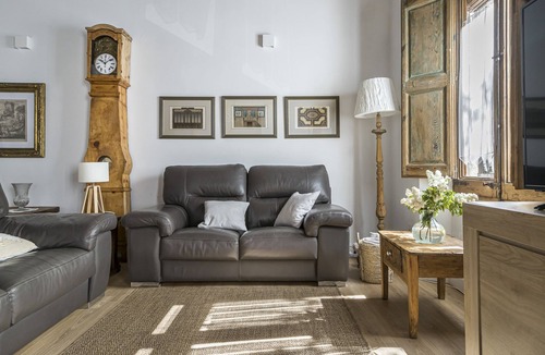 Solsona Apartment | Cal Rellotger of Solsona. El Pèndol Apartment