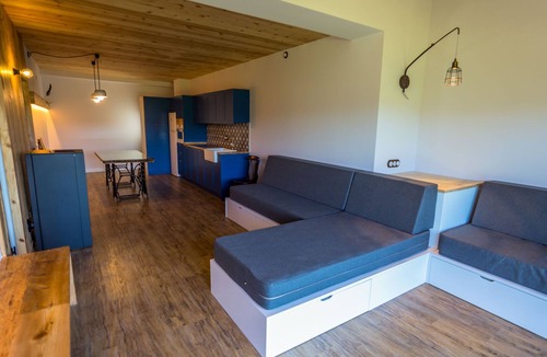 Taus Apartment | Cal Rossa, Taús 1900 Panoramic Eco-Suites, SPA.