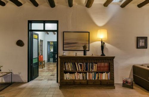 Llampaies House | Cal Secretari Rural de Can Gat Vell