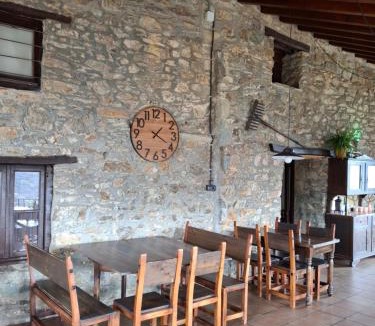 Ribes De Freser House | Cal Tonico Rural