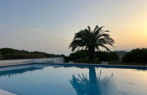 Canyelles Apartment | Cala Morisca full AC Sea View Home
