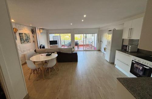 Salionc Apartment | Cala Salions, Amplio Apartamento con visitas al mar Tossa de mar