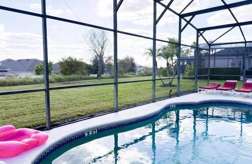 Calabay Parc Villa | Calabay - 8 guests - 4 bedrooms Pool Home with Game Room