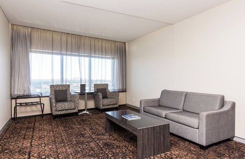 Calamvale Hotel | Calamvale Suites and Conference Centre