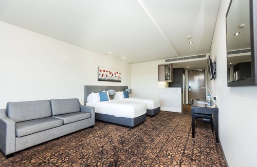 Calamvale Hotel | Calamvale Suites and Conference Centre