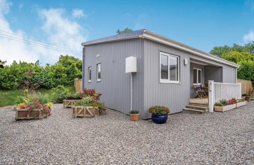 Jameston House | Caldey Lodge Bier Wood Lodges
