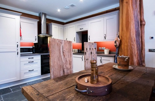 Invergarry House | Caledonian Cabin