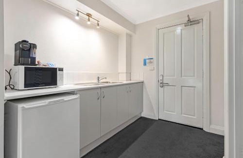 Echuca Apartment | Caledonian Hotel Echuca