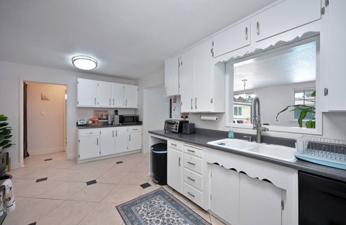 Sacramento House | CalExpo/Arden/HotTub/Pool/Firepit/BBQ/No Pet Fee