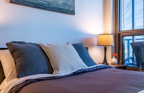 Victoria Park Apartment | Calgary SE12th Apartment