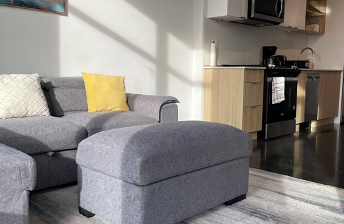 Connaught Condo | Calgary’s Downtown Haven - Free Parking