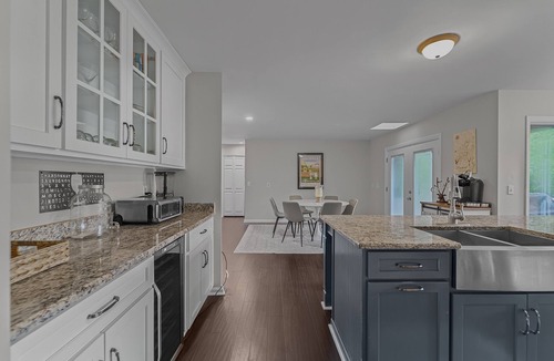 Pinehurst House | Calhoun Clubhouse - 5 Bedroom Split Level Home Near Pinehurst #6/Firepit