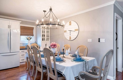 Wasaga Beach House | Cali's Wasaga Beach House