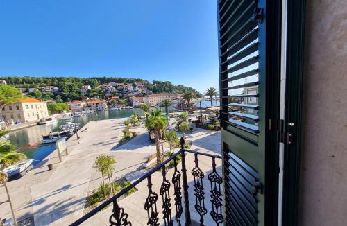 Island Hvar Apartment | Calico Apartment's