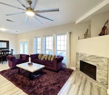Lancaster House | California Dreams