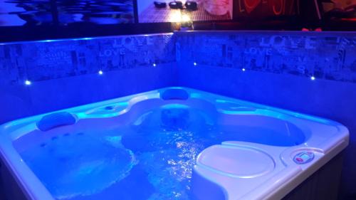 Lille Sud Bed & Breakfast | California love spa