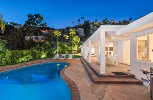 Hollywood Hills West House | California Mid-Century Private Oasis