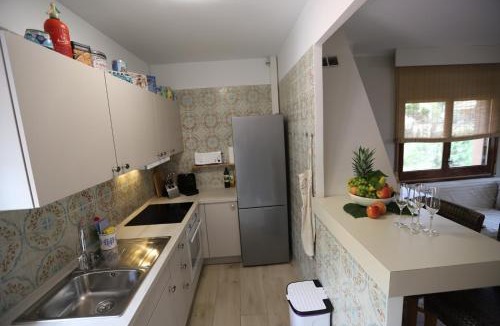 Canyelles House | California Relax Close To Siges