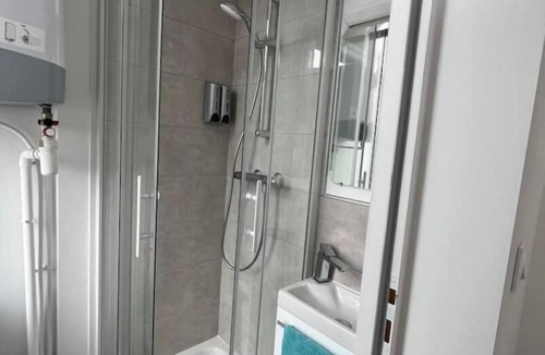 Valenciennes Apartment | California suite