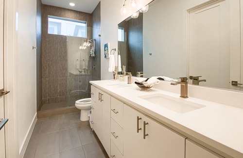 Old East Dallas House | California Vibes in heart of Dallas, heated pool
