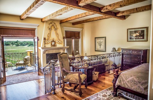 Paso Robles Bed & Breakfast | CaliPaso Winery