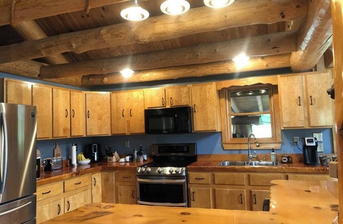 Aroostook Cabin | Call of the Loon-Luxury Lakefront Log Cabin, Hot Tub, FirePit, Relaxing getaways