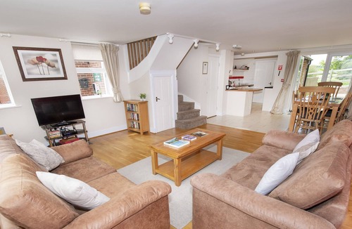 Sledmere Cottage | CALL OUT COTTAGE, pet friendly, luxury holiday cottage in Sledmere