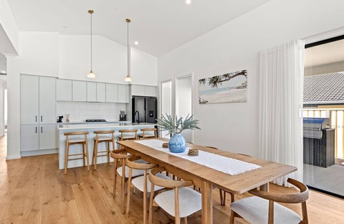 Callala Bay House | Callala Haven - Pet Friendly with Fire Pit