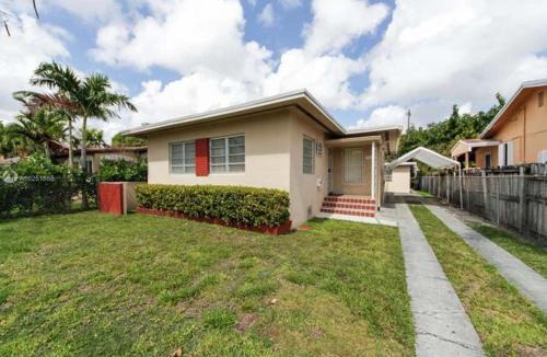 Coral Way Hotel | Calle 8 Hotel