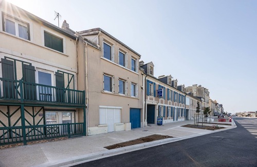 Luc-sur-Mer Apartment | Callisto - Appartement Vue Mer