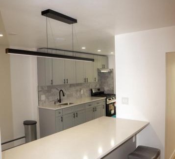 Canarsie House | Calm and collective