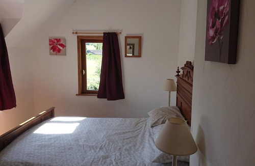 Bonneville-la-Louvet Apartment | Calm and peaceful 2 bed apartment in the beautiful