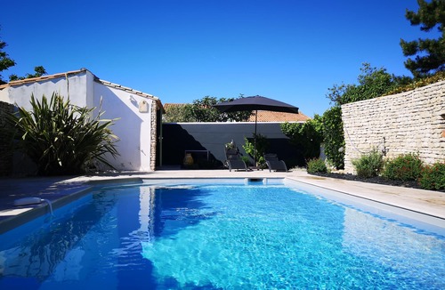 Sainte-Marie-de-Re House | Calm and sunny