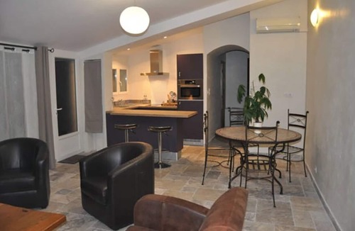 Mondragon Cottage | Calm and tranquility