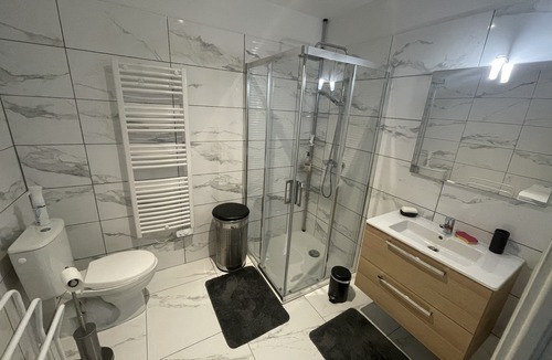 Beynost Apartment | Calm and well-being