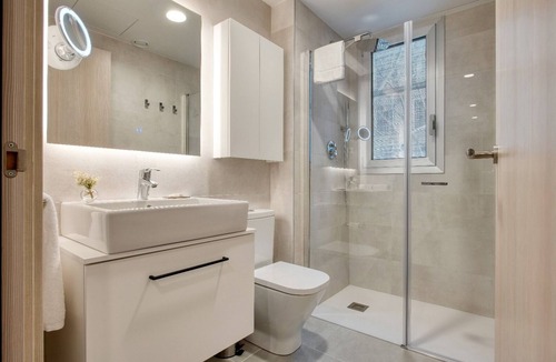 la Vila de Gracia Apartment | CALM APARTMENTS presents its PREMIUM APARTMENT in the heart of Barcelona.