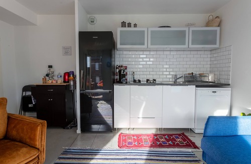 Vitry-sur-Seine Apartment | Calm Luxury 10 Min Center Paris. Free Parking