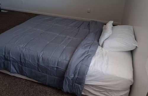 Radcliff House | Calm Palace Stay Safe and Beautiful