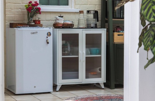 Willesborough Apartment | Calm Private Annex Ideal to Work, Rest & Explore